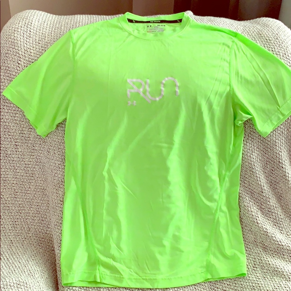 🌵 Under Armour fitted Heat Gear “Run” T-shirt